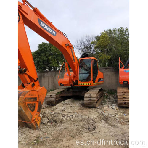 Excavadora Doosan DH220 fabricada en Corea de segunda mano